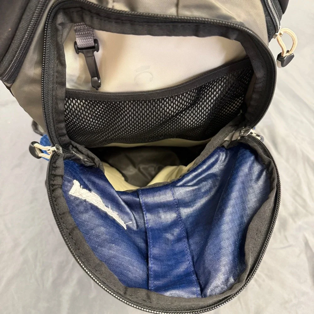JanSport Nalgene Hydration Backpack Blue Grey Hiking Trail Running Pack